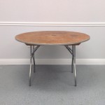 2. 4ft round table